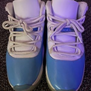 Unc Jordan 11’s Low